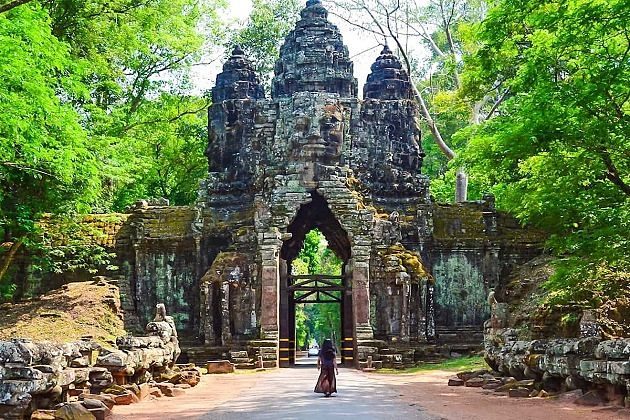 Angkor Thom - cambodia family vacation