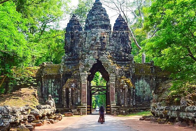 Angkor Thom - cambodia family vacation