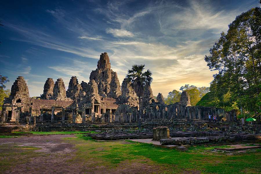 Bayon Temple -Vietnam Cambodia tour