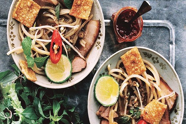 Best Vietnamese Dishes to Try - travel guide in vietnam