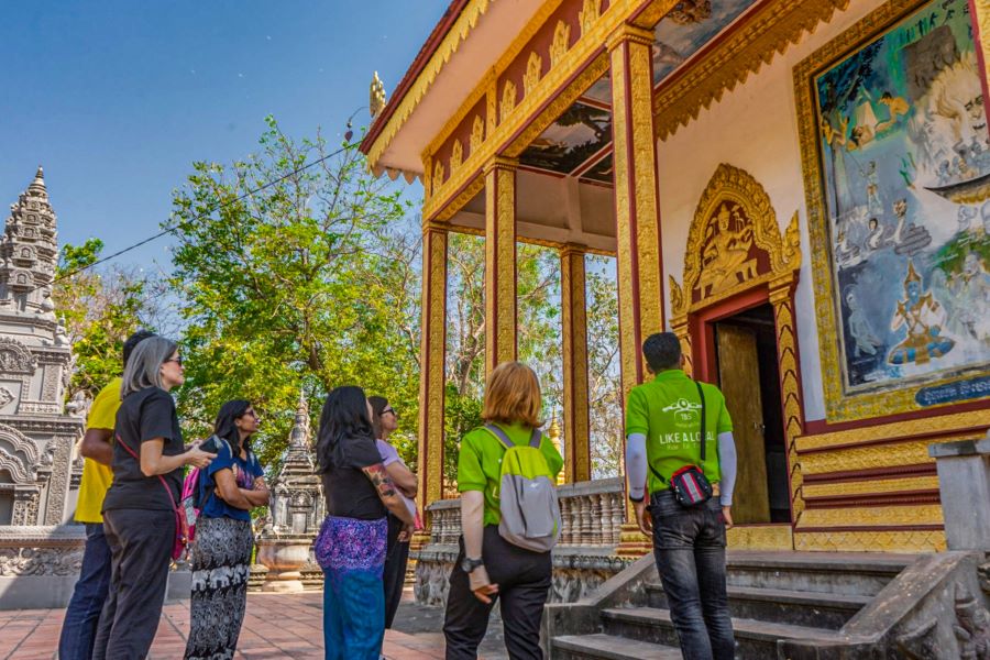 Cambodia Applies Vaccination Campaign against COVID-19