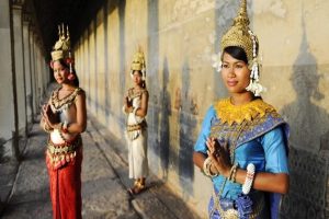 Cambodia Traditional Greeting - Etiquettes - Useful Phrases