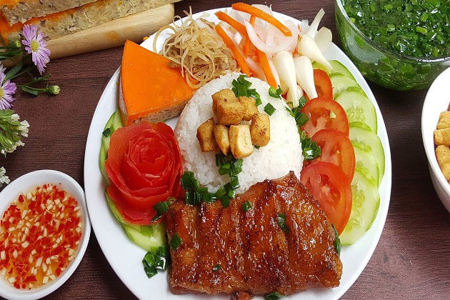Com Tam Suon - vietnam rice dish