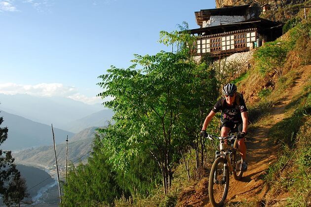 Gangtey Valley - bhutan bike trip itinerary