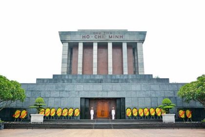 Ho Chi Minh Mausoleum - vietnam tour package