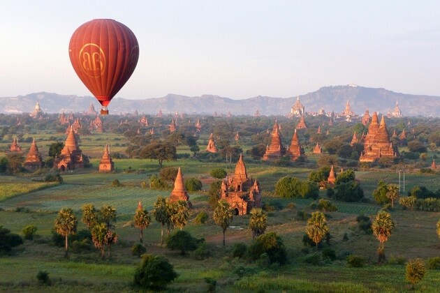 Hot-air Balloon Ride in Bagan - myanmar tours