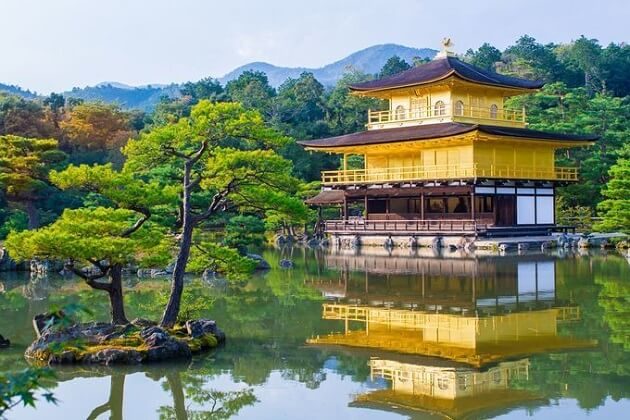 Kinkakuji Temple - 2 week backpacking japan