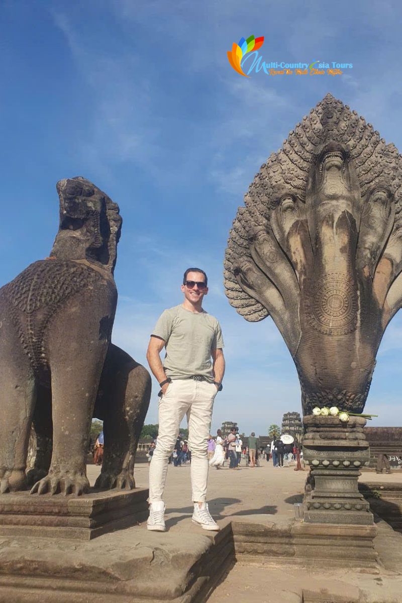 Man visit Cambodia in asia tours - Multi-country Asia Tours
