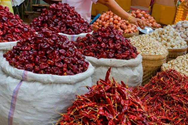 Nyang U Market in myanmar