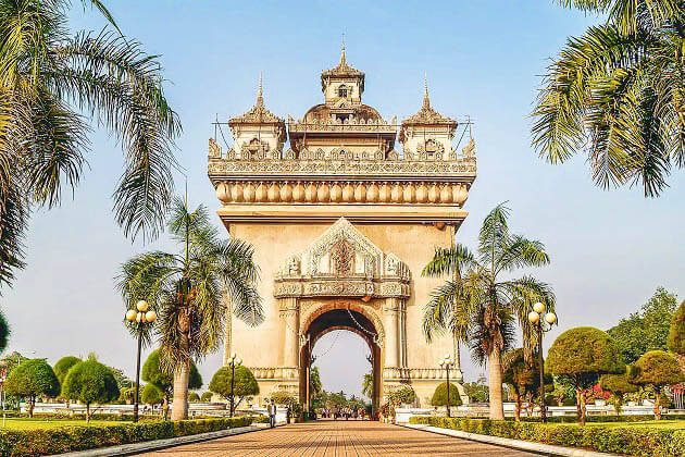 Patuxai Monument asian vacation tours