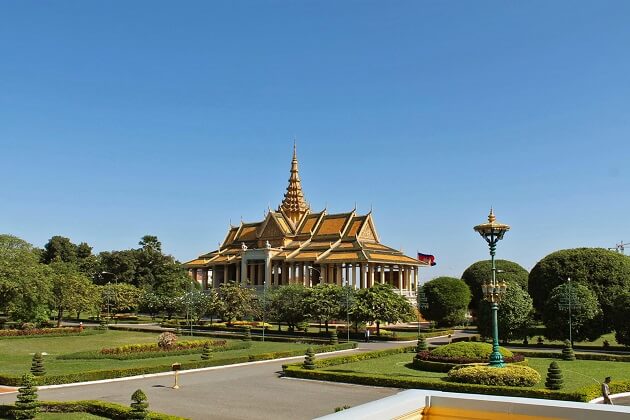 Silver Pagoda - 2 weeks vietnam laos cambodia