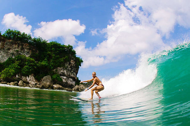 Surfing in Kuta - indonesia tours
