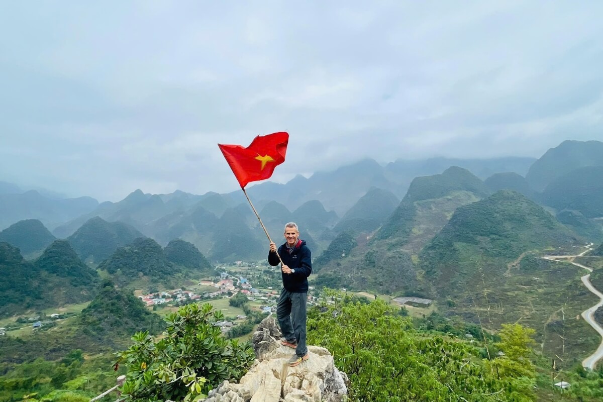 Top 10+ Places To Visit In Vietnam Laos Cambodia – The Ultimate Indochina Travel Guide