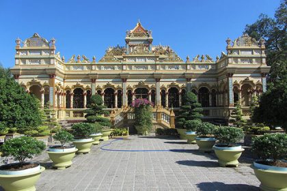 Vinh Trang Pagoda - best tours of indochina