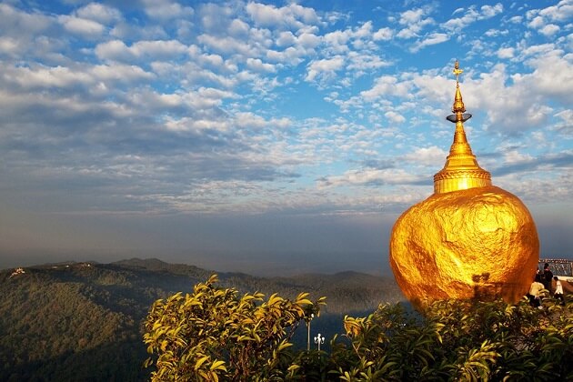 golden rock - classic tour in myanmar