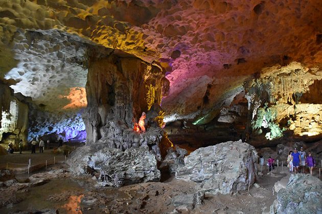 indochina family tour package - Sung Sot Cave