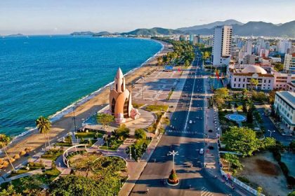 indochina family vacation - nha trang beach