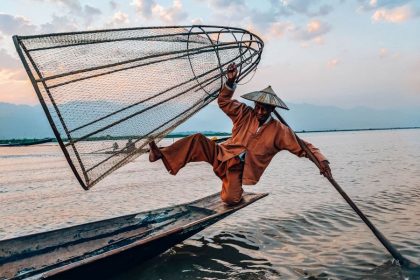 inle lake in myanmar