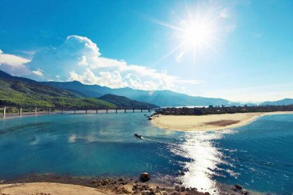 lang co beach - 10 day itinerary vietnam