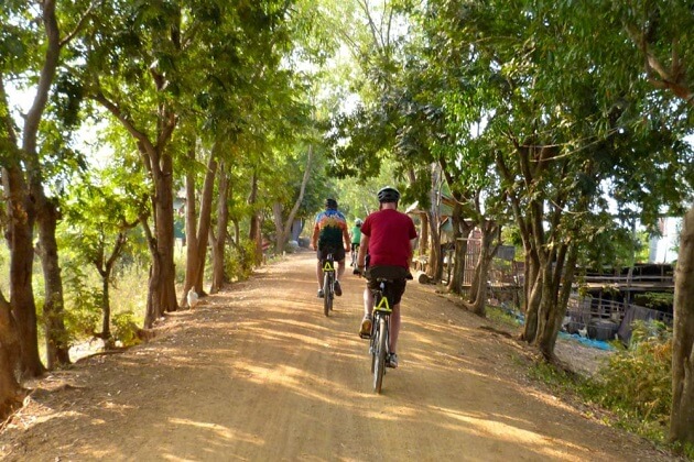 laos cycling trip