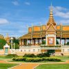 royal palace in phnom penh cambodia