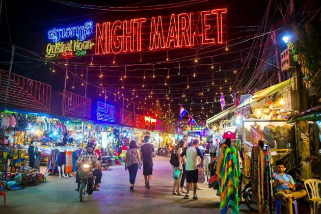 siem reap at night