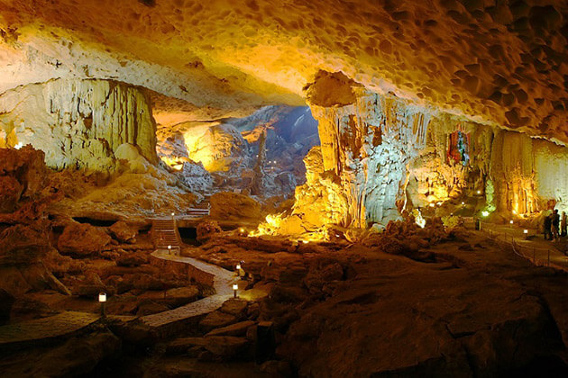 sung sot cave - indochina travel packages