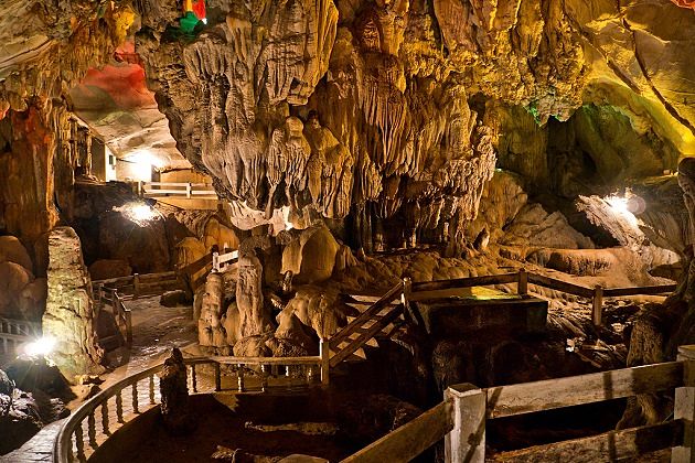 tham jang cave - adventure tour in southeast asia