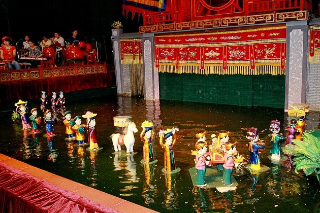 water puppetry - things to know about visiting vietnam